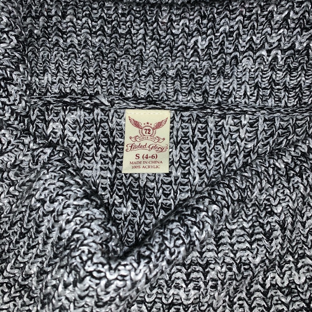 Sweater - Picture 3 of 3